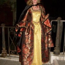 abito d'epoca femminile